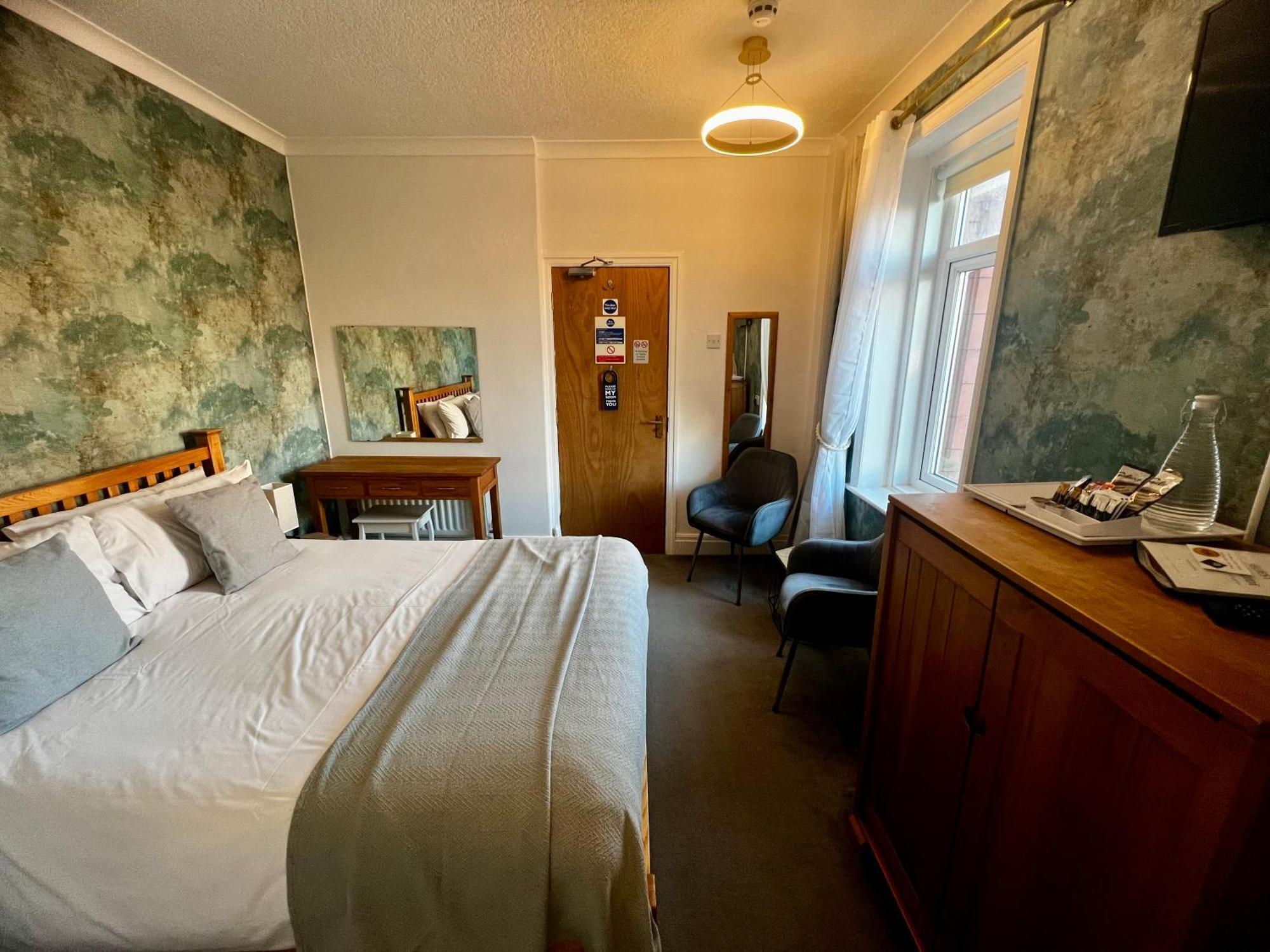 The Fossil Tree Hotel Blackpool Exterior photo